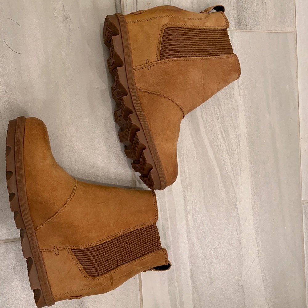 Sorel waterproof booties
